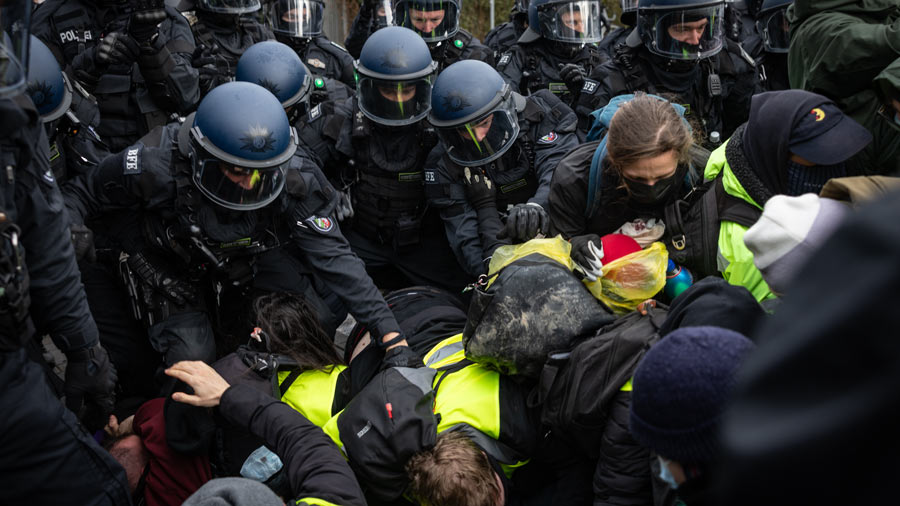 Ganz nah dran: Fotoreportage und Berichterstattung aus Gießen